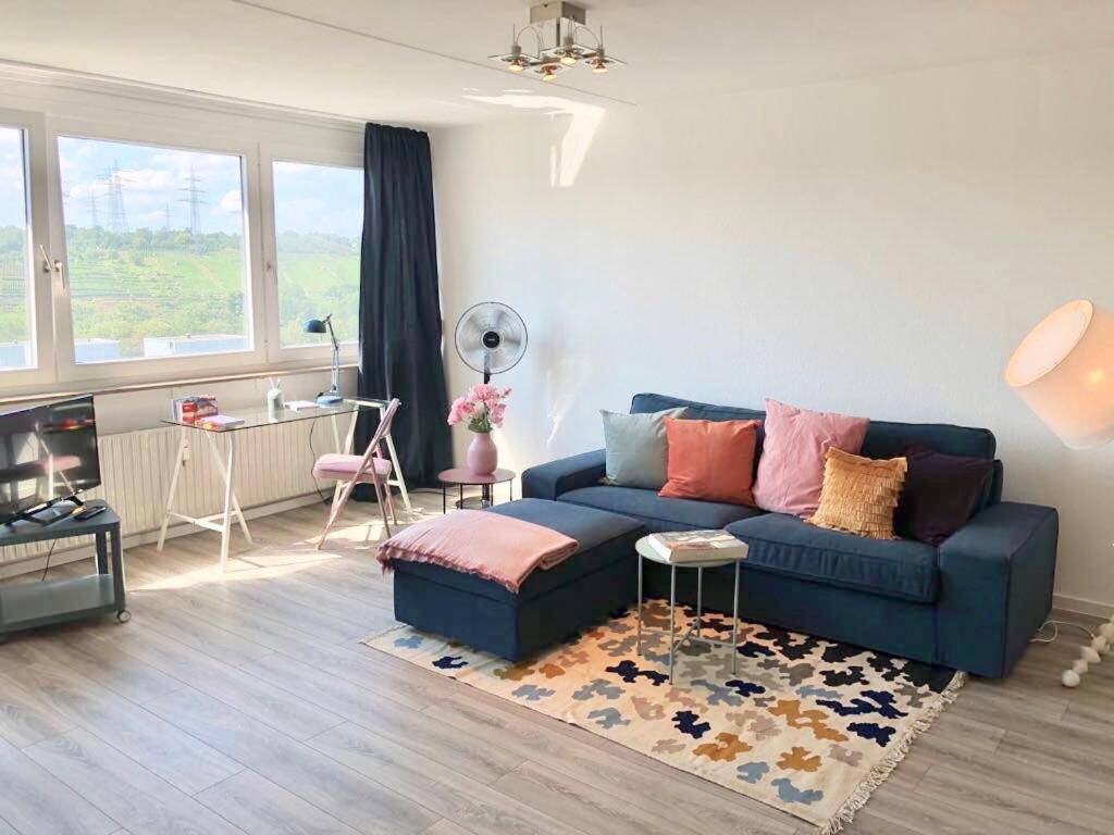 Grosses Appartement Mit Aussichtsbalkon Ludwigsburg Eksteriør bilde